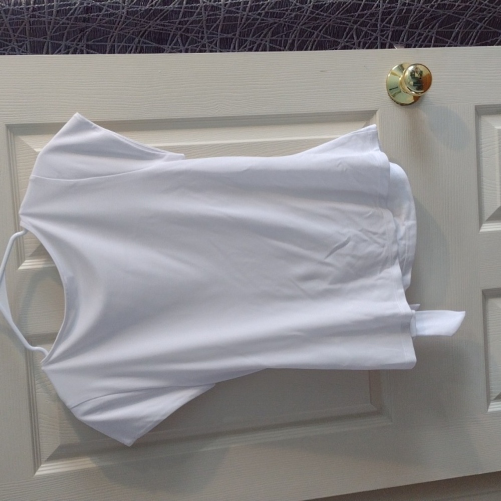 ON Women's White Short Sleeve Tie-Front Tee - Picture 4 of 4